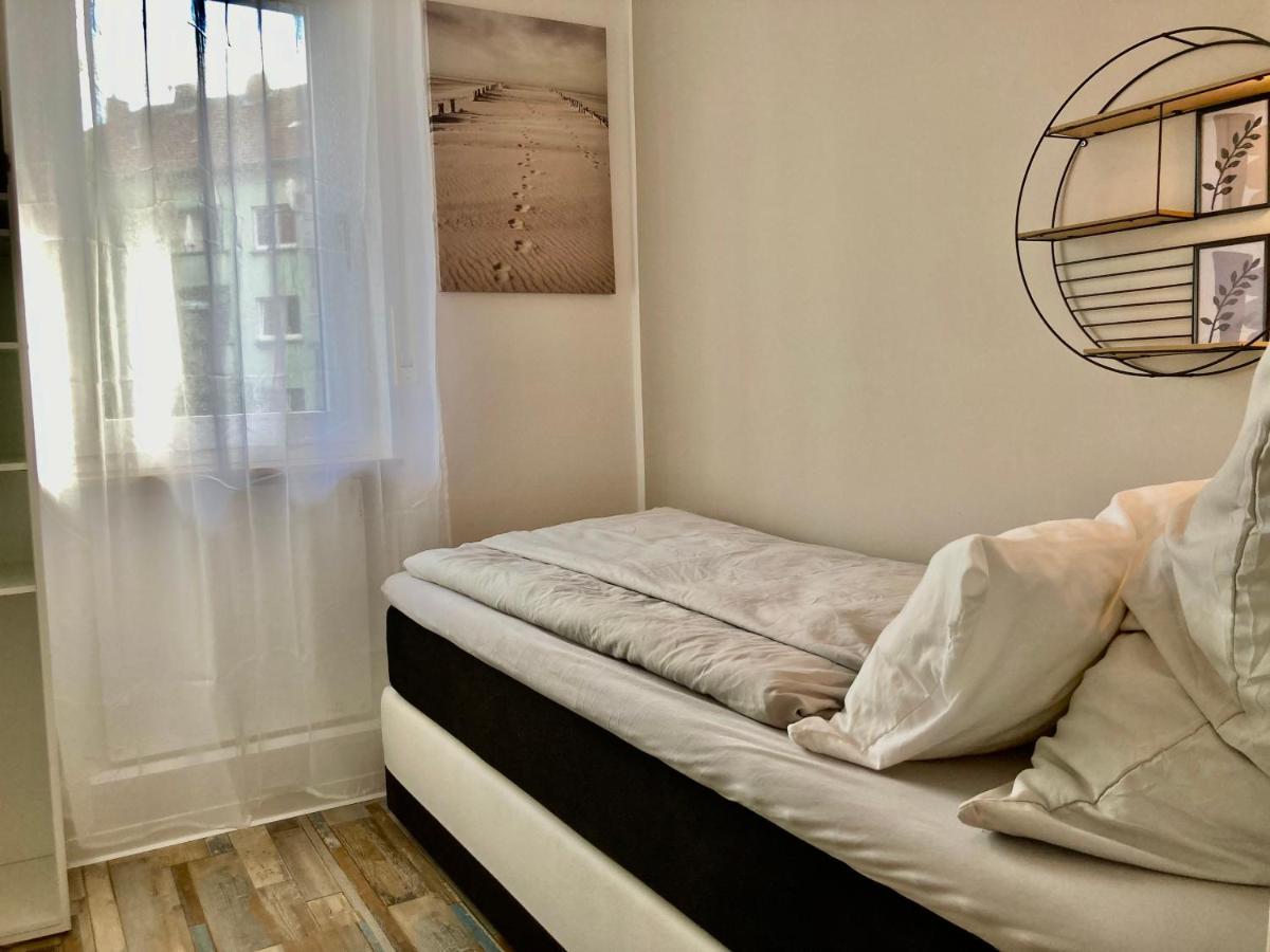 Living At Saarpartments -Adultsonly- 2 Bedrooms, Kitchen - Business & Holiday Apartments For Long- And Short Term Stay, 3 Min To Train Station, Secure E-Bike Parking! ساربروكن المظهر الخارجي الصورة